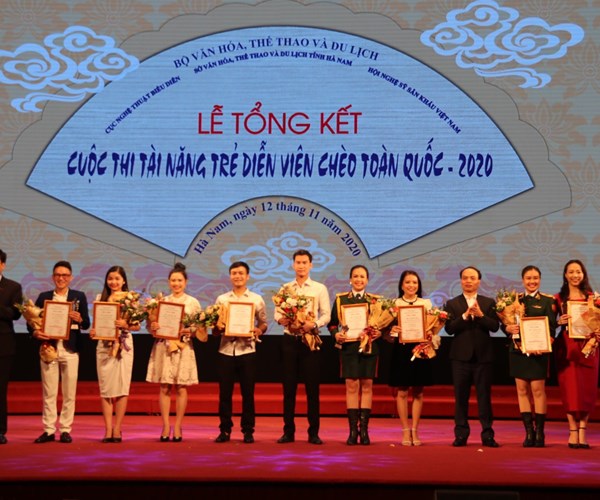 Bế mạc Cuộc thi tài năng trẻ sân khấu Chèo chuyên nghiệp toàn quốc – 2020: Tài năng trẻ “vượt khó” để toả sáng - Anh 3