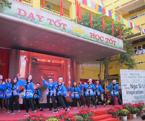 Thí điểm xây dựng mô hình CLB âm nhạc dân tộc trong nhà trường - Anh 2