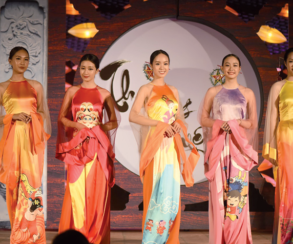 Như một vần thơ hoàn mỹ - Anh 3