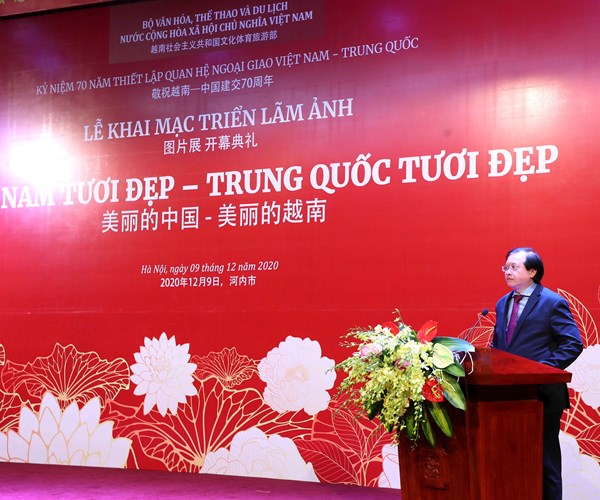 Khai mạc triển lãm ảnh “Việt Nam tươi đẹp – Trung Quốc tươi đẹp” - Anh 3