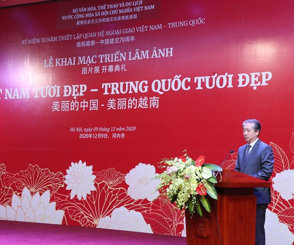 Khai mạc triển lãm ảnh “Việt Nam tươi đẹp – Trung Quốc tươi đẹp” - Anh 4