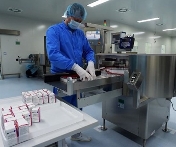 Nga phát triển vaccine Covid-19 sử dụng bằng đường uống - Anh 1