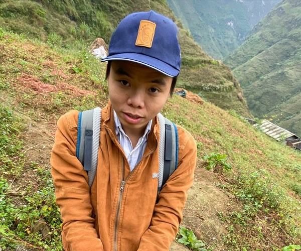 Nhóm Blogger du lịch chung tay nhặt rác, làm sạch môi trường tại Hà Giang - Anh 2