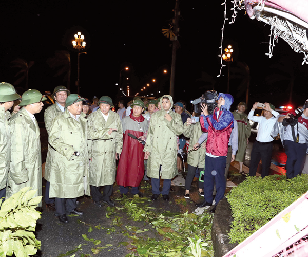 "Bình minh đang đến với đất nước ta" - ảnh 4