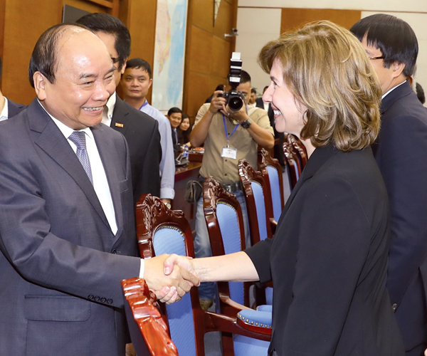 "Bình minh đang đến với đất nước ta" - ảnh 3