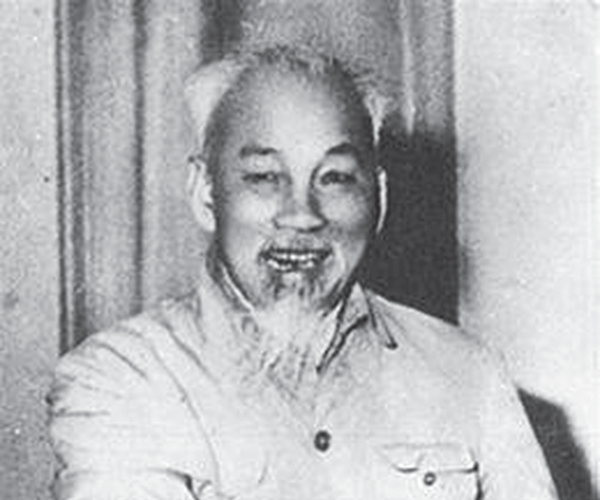 "Một năm là cả bốn mùa xuân" - ảnh 1
