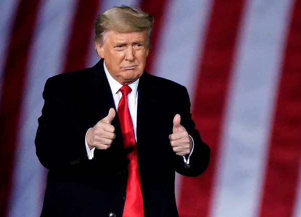 Tổng thống Donald Trump cam kết sẽ chuyển giao quyền lực một cách 