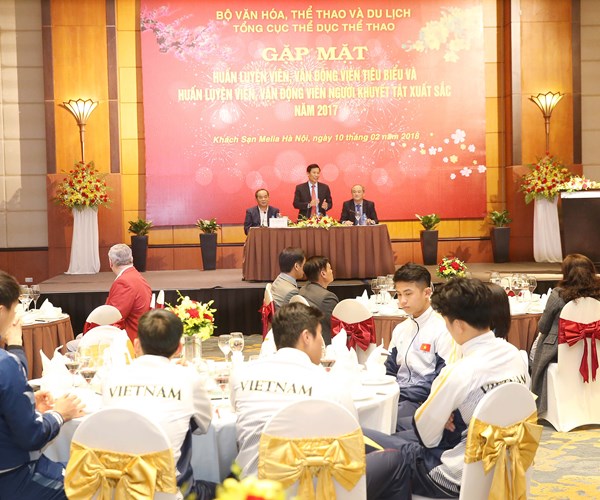 Bộ VHTTDL: Gặp mặt các HLV, VĐV tiêu biểu - Anh 2