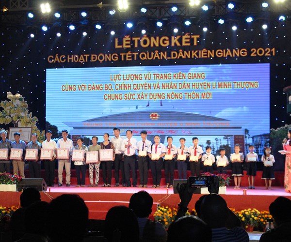 Kiên Giang huy động hơn 9 tỷ đồng cho các hoạt động Tết quân - dân - Anh 2