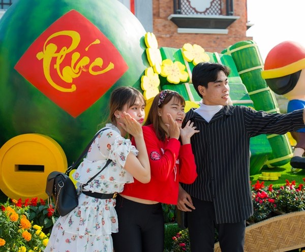 “Vườn mai vàng rực” bung nở trong lễ hội “Mai vàng sắc xuân” Sun World Danang Wonders - Anh 6