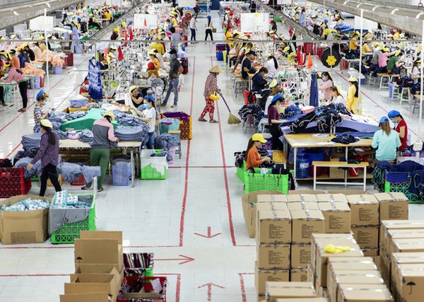 Việt Nam thu hút vốn đầu tư nước ngoài hàng đầu châu Á - Anh 1