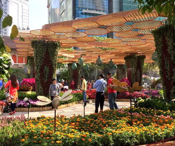 Khai mạc đường hoa Nguyễn Huệ 2018 - Anh 2