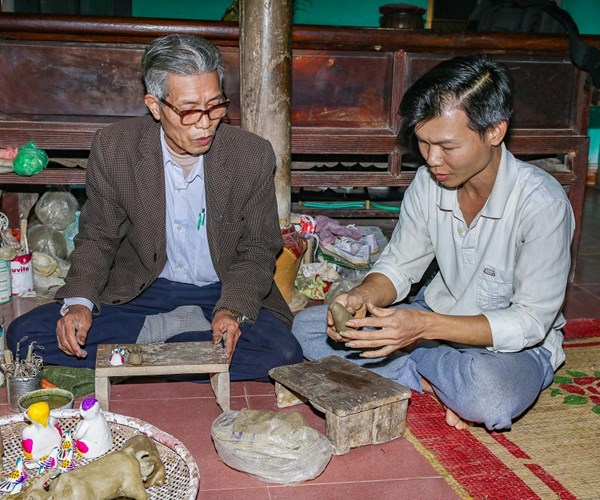 Nghệ nhân Phùng Đình Giáp 