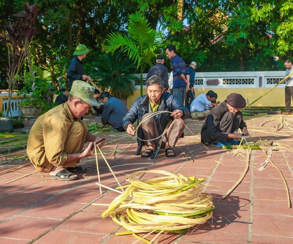 Chơi đu bay bổng ngày Xuân - Anh 6