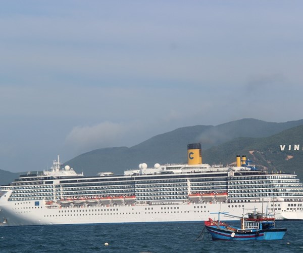 Nam Trung Bộ và Tây Nguyên khách du lịch tăng mạnh dịp Tết - Anh 2