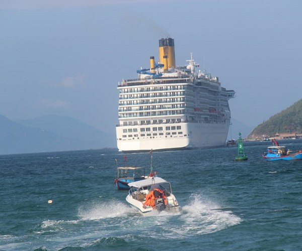 Nam Trung Bộ và Tây Nguyên khách du lịch tăng mạnh dịp Tết - Anh 3