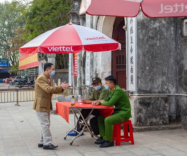 Nam Định: Thực hiện các biện pháp phòng, chống dịch tại di tích - Anh 5