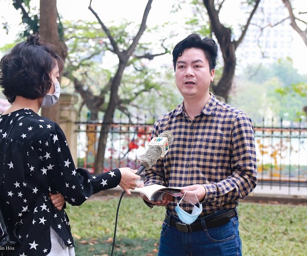 “Livestream” với Ngày Thơ Việt Nam - Anh 2
