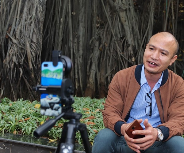 “Livestream” với Ngày Thơ Việt Nam - Anh 12