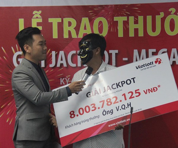 Khánh Hòa:Trên đường đi tảo mộ về, mua vé số trúng hơn 8 tỷ đồng! - Anh 2