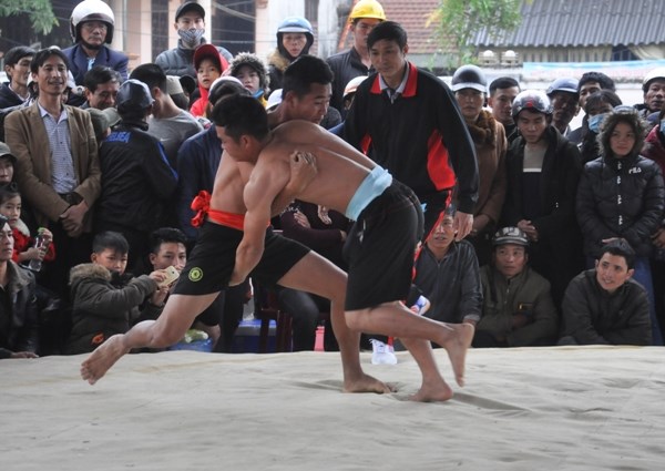 Quảng Bình: Rộn rã ngày xuân với các môn thể thao dân tộc - Anh 1