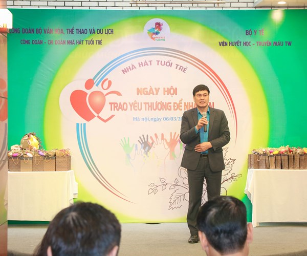 Công đoàn Bộ VHTTDL: Ngày hội hiến máu 
