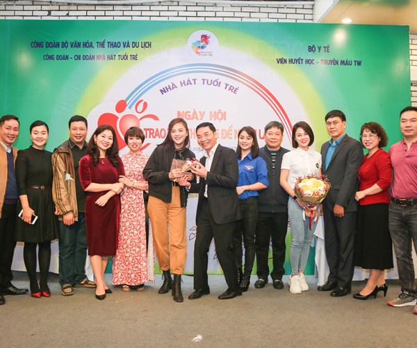 Công đoàn Bộ VHTTDL: Ngày hội hiến máu 