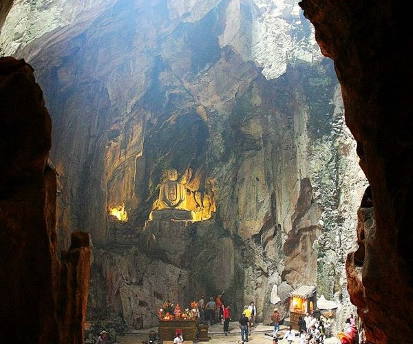 Du xuân bên làng đá Ngũ Hành - Anh 2