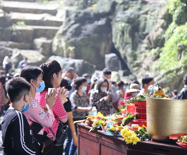 Thảnh thơi trẩy hội Chùa Hương - Anh 6
