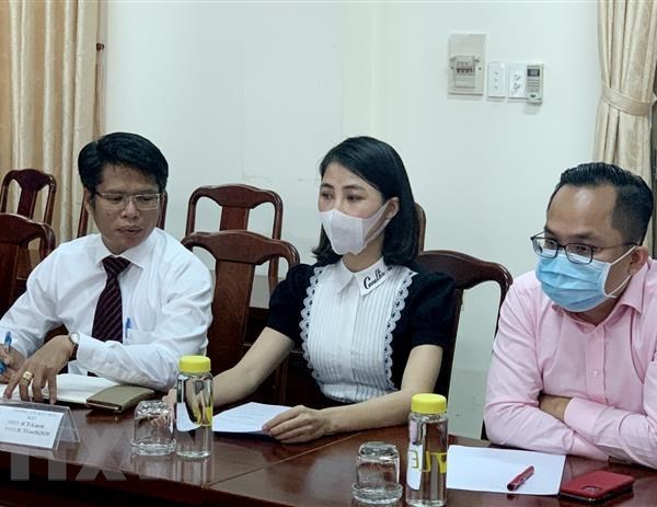 Cơ quan chức năng Bình Dương làm việc với Youtuber Thơ Nguyễn - Anh 1