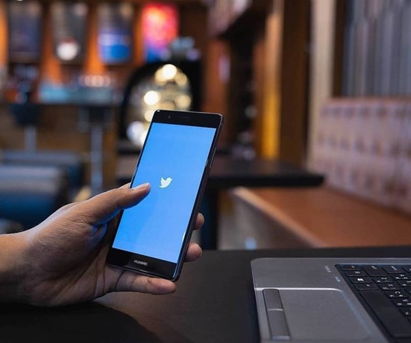 Nga cảnh báo tạm khóa Twitter nếu không xóa các nội dung bị cấm - Anh 1