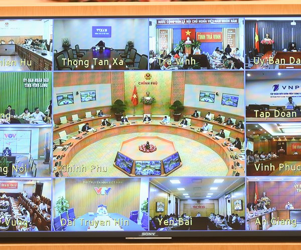 Thủ tướng Nguyễn Xuân Phúc chủ trì họp trực tuyến toàn quốc về Covid-19 - Anh 2