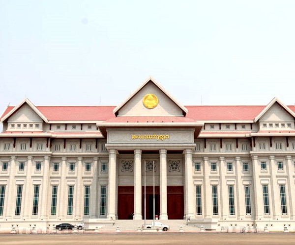 Biểu tượng của mối quan hệ vĩ đại, tình đoàn kết đặc biệt Việt – Lào - Anh 1