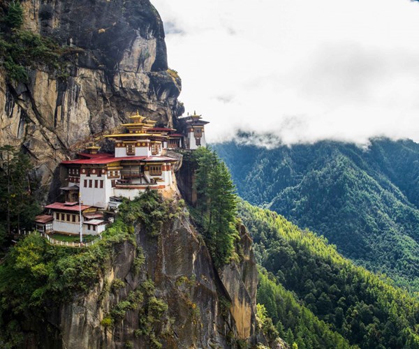 Ấn tượng những quần thể tâm linh trên núi cao khắp thế giới - Anh 4