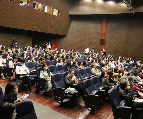 200 khán giả tham gia Toạ đàm 
