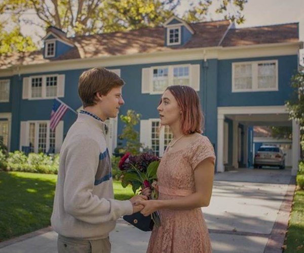 Đằng sau mối quan hệ đầy mâu thuẫn giữa mẹ và con gái trong “ Lady Bird: Tuổi nổi loạn” - Anh 2