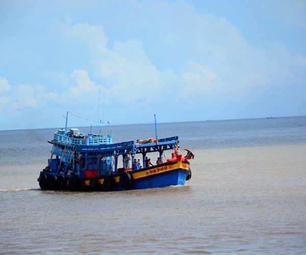Căng thẳng nhập cảnh trái phép bằng đường biển - Anh 1
