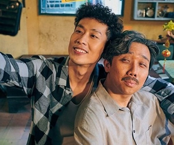 "Bố già" của Trấn Thành lập kỉ lục: Vượt 5 triệu vé, thu gần 350 tỉ đồng - ảnh 1