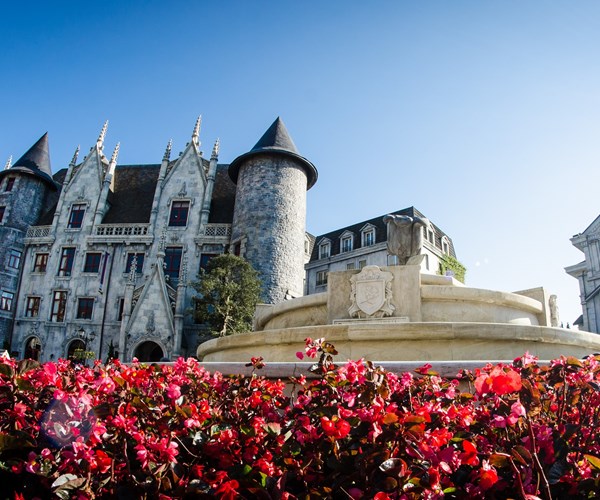 Người dân Quảng Nam- Đà Nẵng được Sun World Ba Na Hills tặng ưu đãi dịp giải phóng quê hương - Anh 5