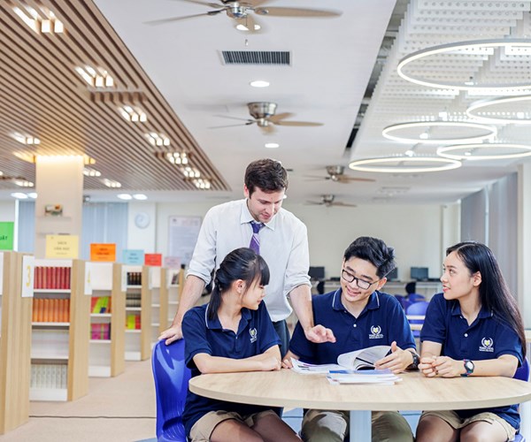 Chương trình học bổng toàn phần IGCSE - Cambridge của Vinschool - Anh 1