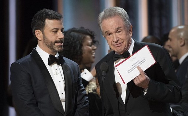 Lễ trao giải Oscar 2018: Gồng mình để không gây ra “thảm họa” - Anh 1