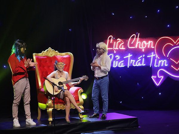 Gameshow  truyền hình: Không yêu mà vẫn... đến - Anh 1