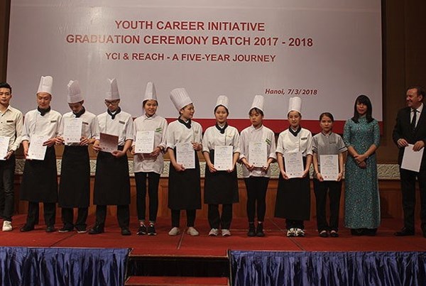 5 khách sạn hàng đầu kết thúc khóa đào tạo nghề miễn phí cho thanh niên - Anh 1