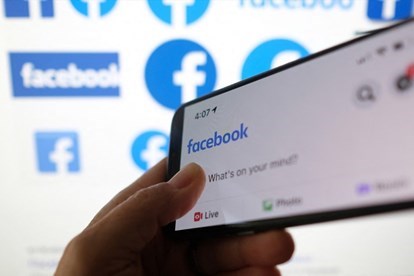 Cách kiểm tra tài khoản Facebook giữa sự cố rò rỉ dữ liệu người dùng - Anh 1