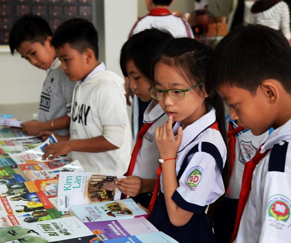 Nỗ lực đưa thư viện tiếp cận với học sinh - Anh 2