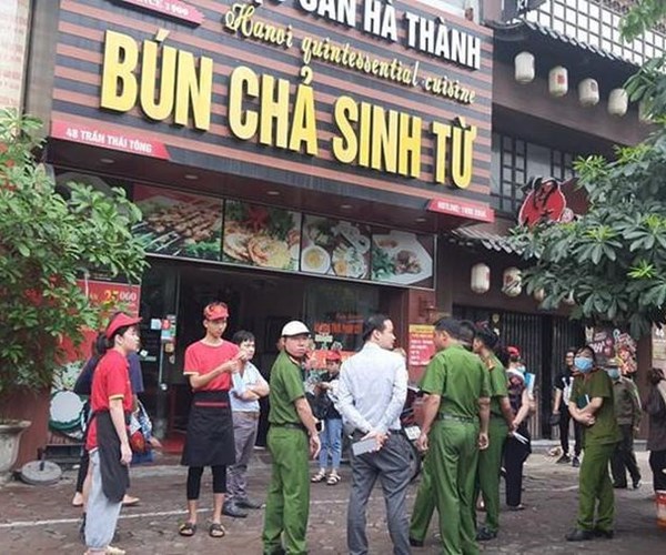 Hà Nội: Liên tiếp xảy ra hỏa hoạn trên toàn thành phố - Anh 1