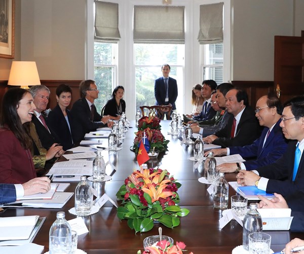 Thủ tướng Nguyễn Xuân Phúc: Đề nghị New Zealand tiếp tục tăng cường đầu tư vào Việt Nam - Anh 1