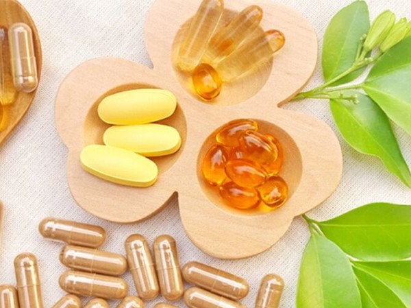 Bộ Y tế cảnh báo chiêu trò gọi điện tự xưng bác sĩ, lừa bán thực phẩm chức năng - Anh 1