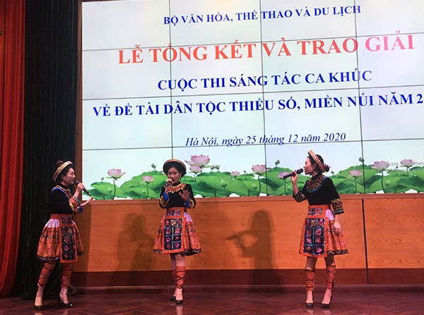 Bảo tồn, phổ biến tác phẩm văn học tiêu biểu các dân tộc thiểu số - Anh 1