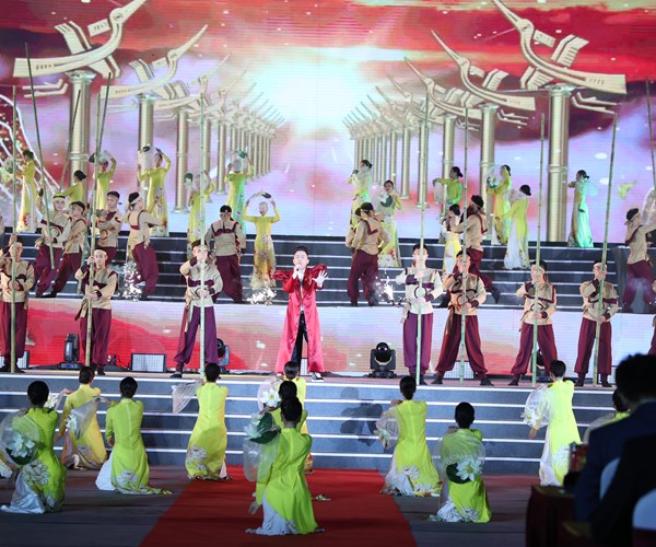 Khai mac Nam Du lich quoc gia - Ninh Binh 2021: Hoa Lu - Co do ngan nam - Anh 14